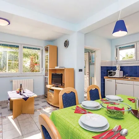 Viktorija Apartment
